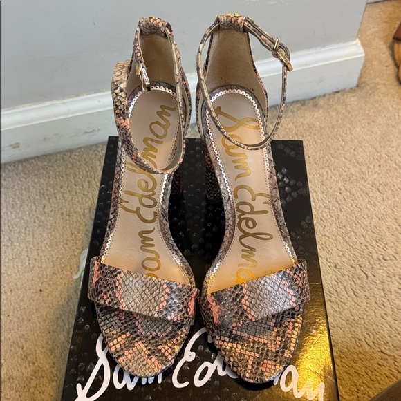 Brand New Sam Edelman Women's Snakeskin Heels - Tan and Pink - Picture 2 of 5